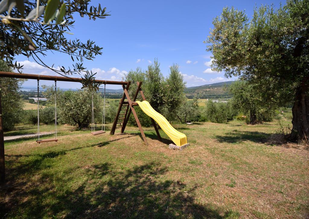 Agriturismo San Severo ปัสซีญาโน ซุล ตราซีเมโน ภายนอก รูปภาพ