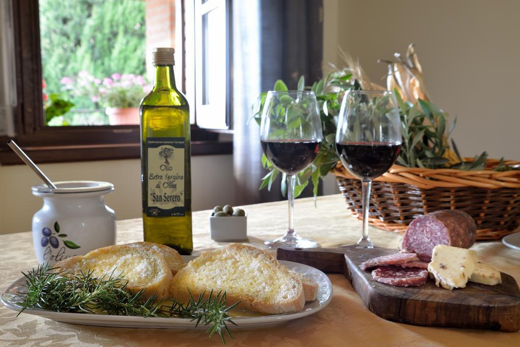 Agriturismo San Severo ปัสซีญาโน ซุล ตราซีเมโน ภายนอก รูปภาพ