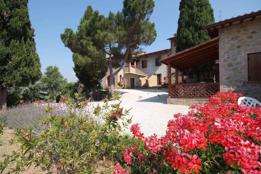 Agriturismo San Severo ปัสซีญาโน ซุล ตราซีเมโน ภายนอก รูปภาพ